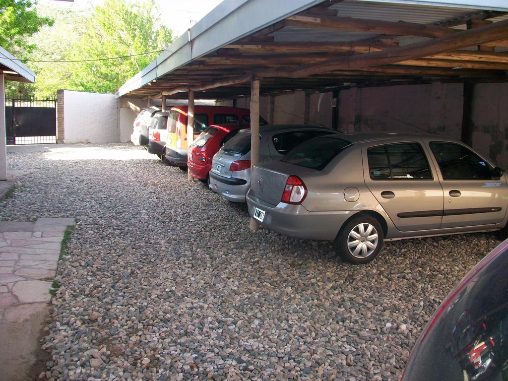 Hotel Arenales Villa Carlos Paz Exterior photo