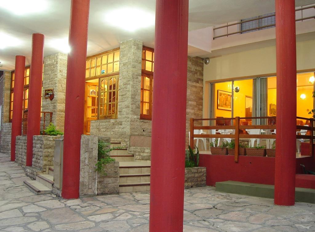 Hotel Arenales Villa Carlos Paz Exterior photo